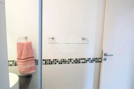 Apartamento à venda com 2 quartos, sendo 1 suíte, em Campo Belo, São Paulo, SP