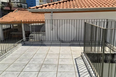 Sobrado à venda com 3 quartos, sendo 1 suíte, em Vila Mariana, São Paulo, SP