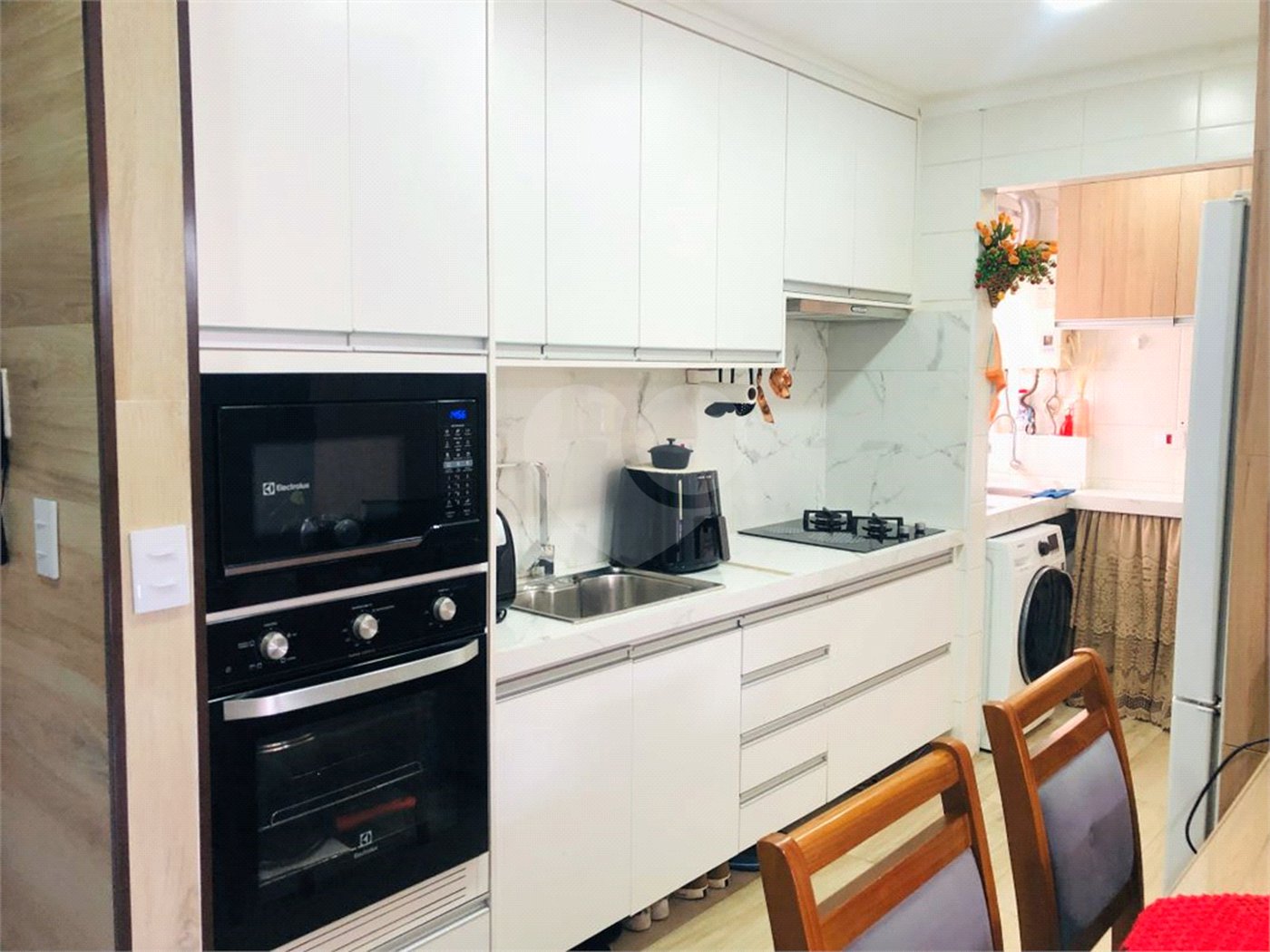 Apartamento à venda com 3 quartos, sendo 1 suíte,  em Mogi Moderno, Mogi das Cruzes, SP