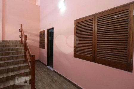 Casa à venda com 2 quartos, sendo 1 suíte,  em Jardim Ivana, São Paulo, SP