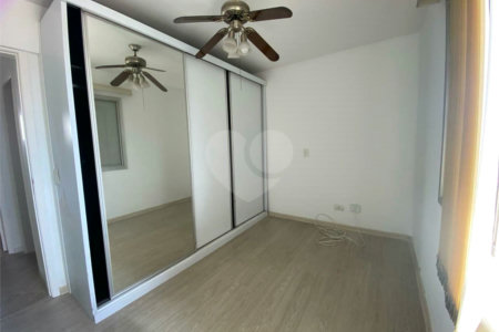 Apartamento à venda com 2 quartos em Vila Alexandria, São Paulo, SP
