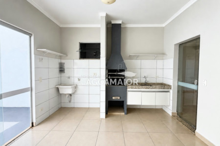 Casa para alugar com 3 quartos, sendo 1 suíte, no condomínio Recanto das Palmeiras, Três Lagoas - MS