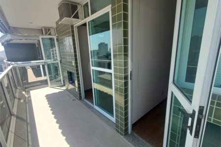 Apartamento à venda com 4 quartos, sendo 1 suíte, em Tijuca, Rio de Janeiro, RJ