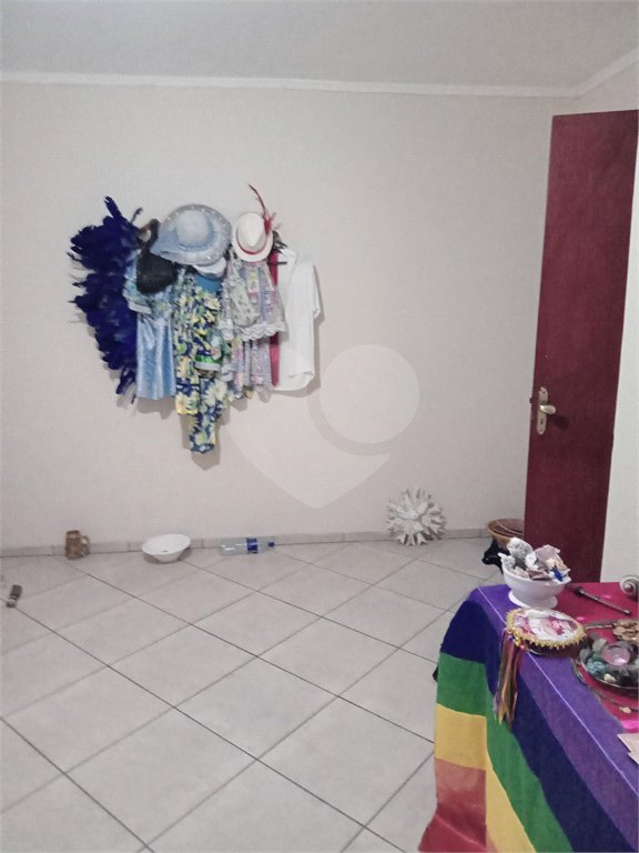Casa à venda com 3 quartos, sendo 1 suíte,  em Vila Júlia, Poá, SP