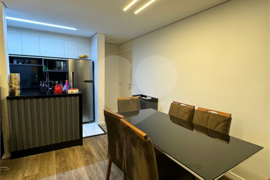 Apartamento à venda com 2 quartos, sendo 1 suíte,  em Jardim Flor da Montanha, Guarulhos, SP