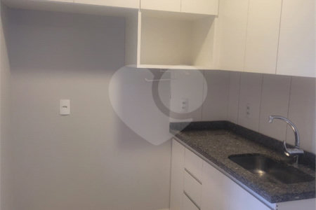 Apartamento à venda ou para alugar com 3 quartos, sendo 1 suíte, em Vila Norma, Salto, SP