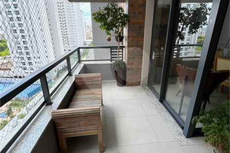 Apartamento à venda com 3 quartos, sendo 1 suíte, em Parque Campolim, Sorocaba, SP