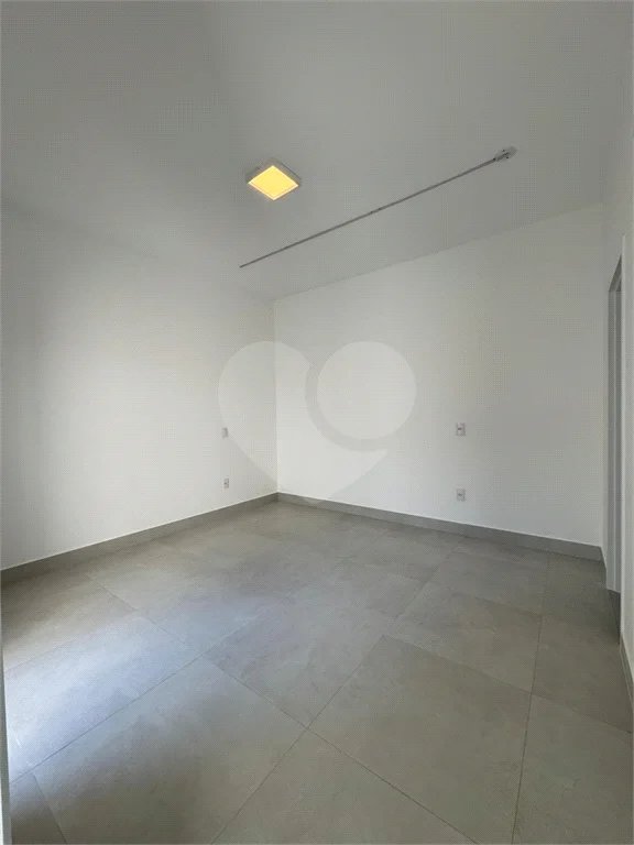 Casa à venda com 3 quartos, sendo 1 suíte, em Jardim dos Ipês, Salto, SP