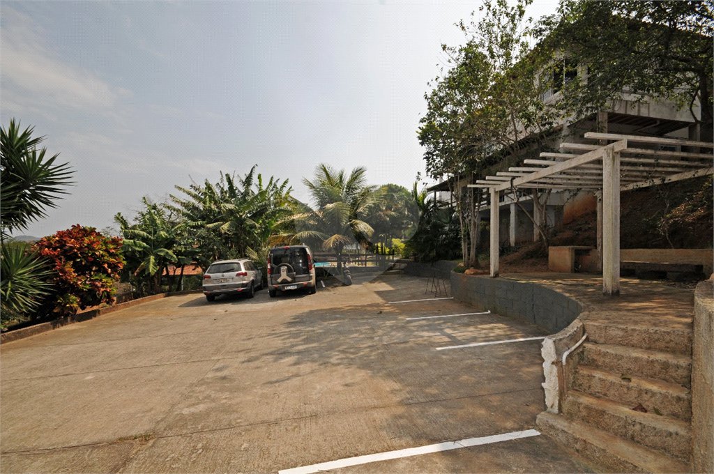 Hotel à venda com 12 quartos, sendo 13 suítes,  em Alto de Búzios, Armação dos Búzios, RJ