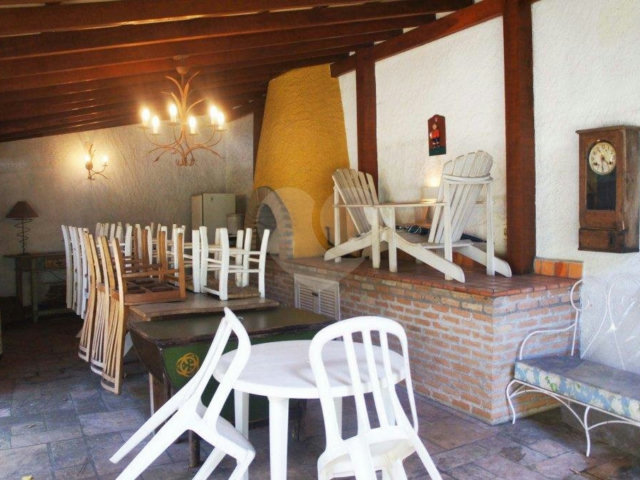 Casa Térrea à venda com 4 quartos, sendo 2 suítes,  em Jardim Cordeiro, São Paulo, SP
