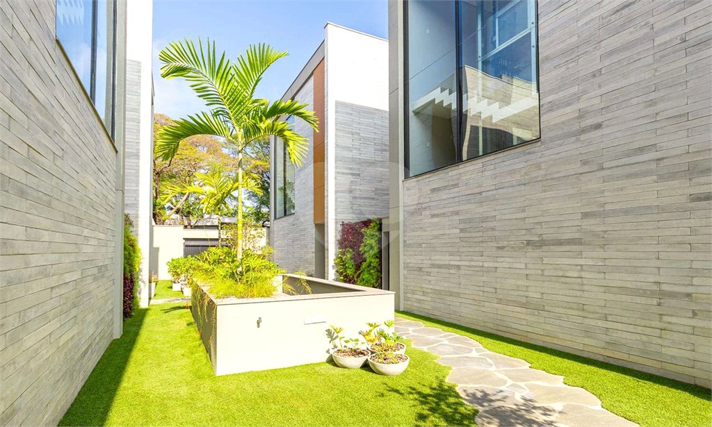 Casa à venda com 4 suítes no condomínio Unyco, São Paulo - SP