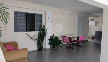 Casa à venda com 3 quartos, sendo 1 suíte,  em Jardim Santana, Hortolândia, SP
