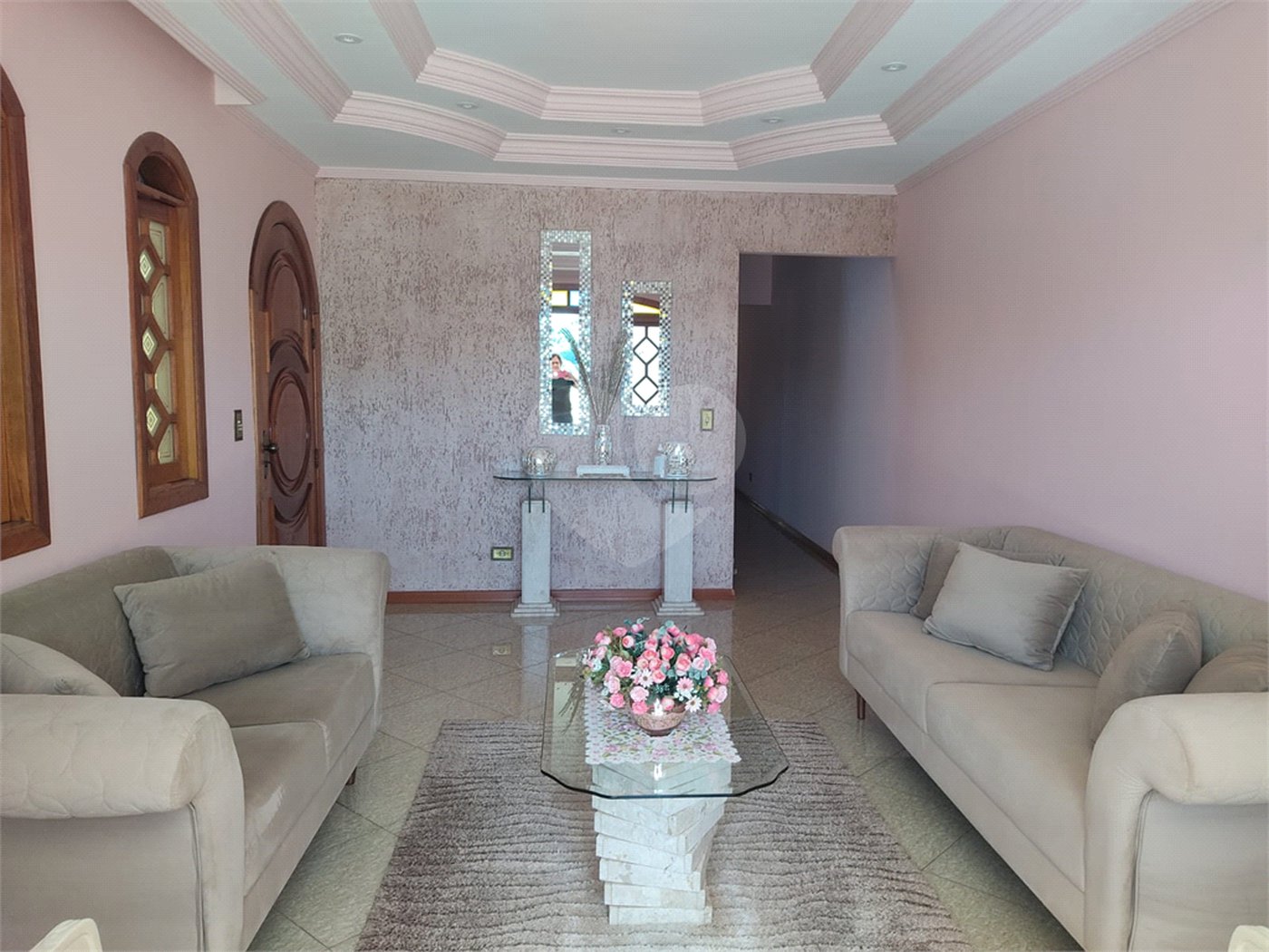 Casa à venda com 4 quartos, sendo 2 suítes,  em Jardim Britânia, São Paulo, SP