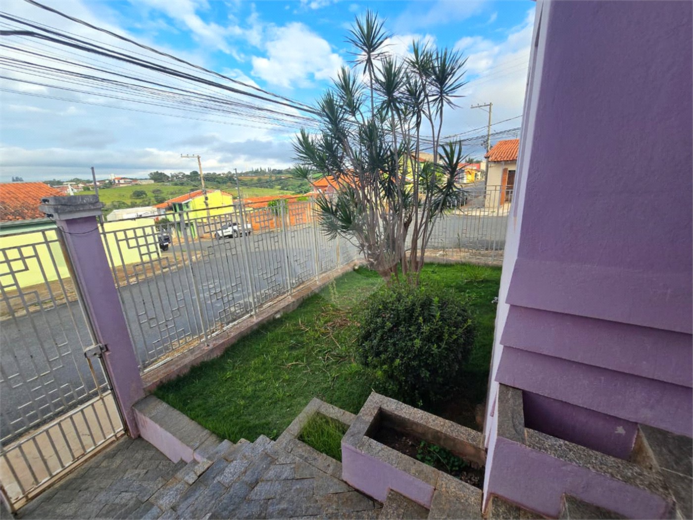 Casa à venda com 4 quartos, sendo 2 suítes,  em Vila Nastri, Itapetininga, SP