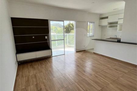 Apartamento à venda com 3 quartos, sendo 1 suíte, em Jardim Villaça, São Roque, SP