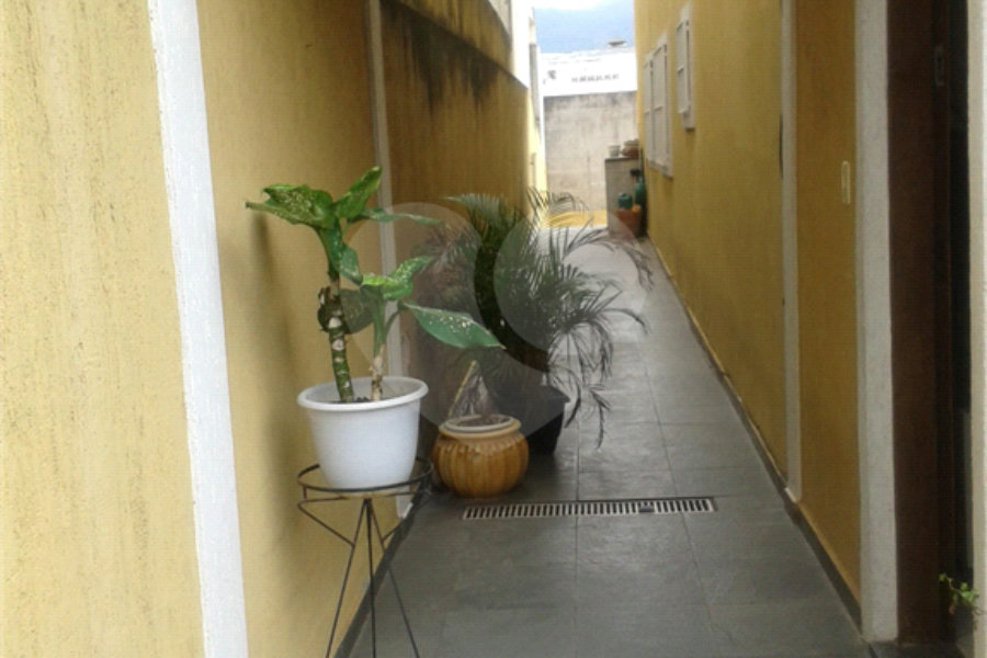 Sobrado à venda com 3 quartos em Tremembé, São Paulo, SP