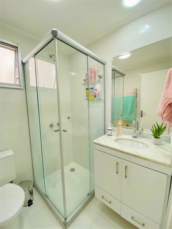 Apartamento à venda com 2 quartos, sendo 1 suíte, em Água Branca, São Paulo, SP