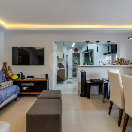 Apartamento à venda com 2 quartos, sendo 1 suíte,  em Vila Olímpia, São Paulo, SP