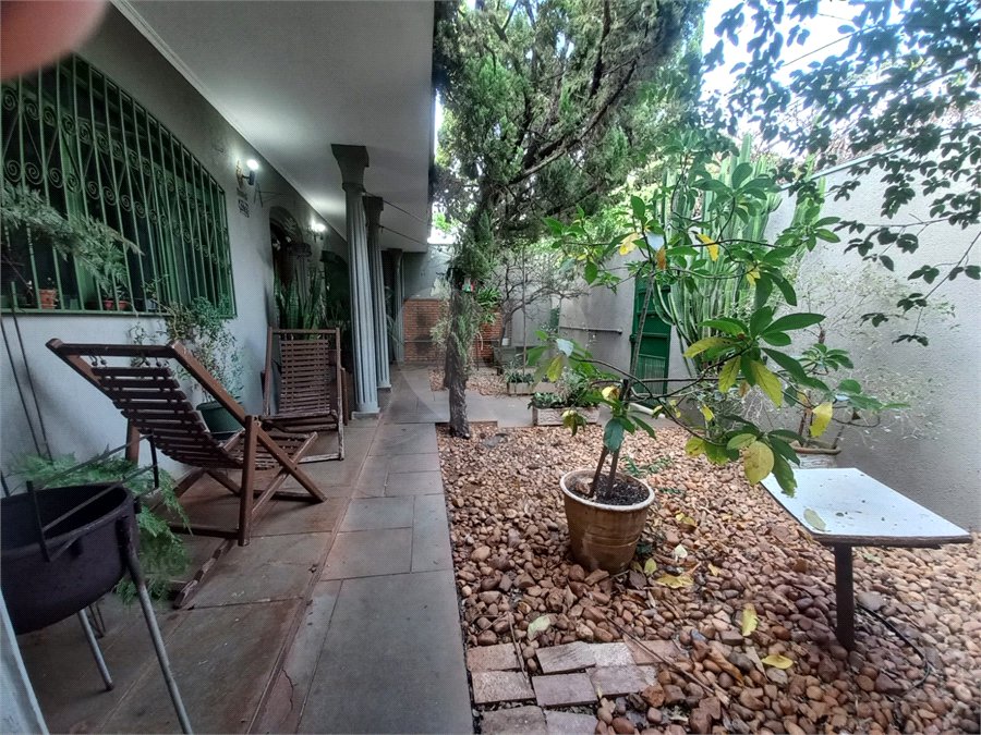 Casa à venda com 4 quartos, sendo 1 suíte,  em Parque dos Bandeirantes, Ribeirão Preto, SP