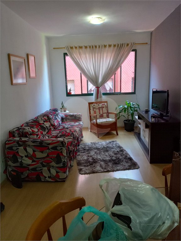 Apartamento à venda com 2 quartos em Vila Erna, São Paulo, SP