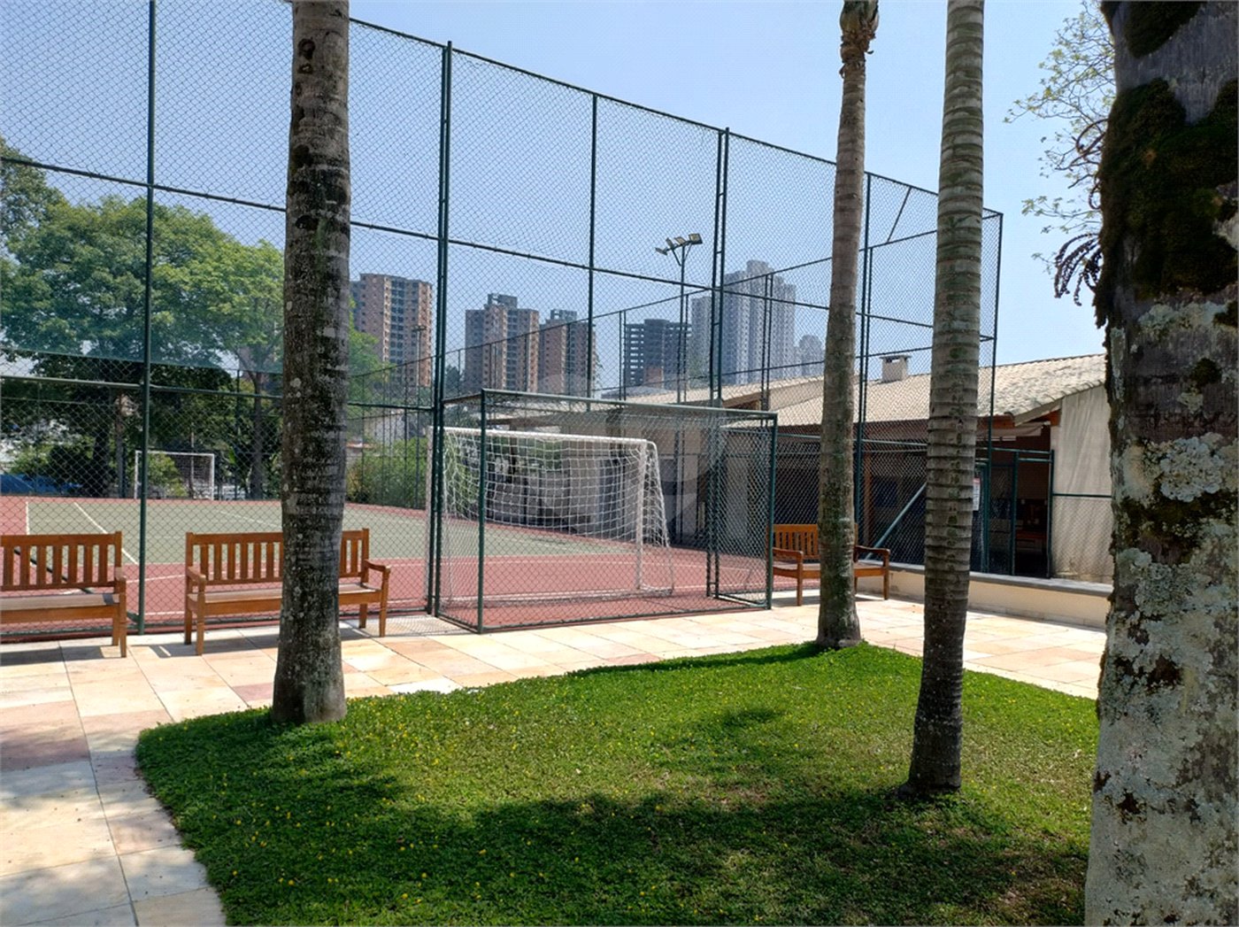 Casa à venda com 4 quartos, sendo 2 suítes,  no condomínio Aromaz, São Bernardo do Campo - SP