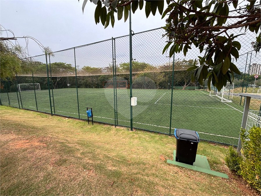 Casa à venda com 3 suítes no condomínio Residencial Maria Dulce, Indaiatuba - SP