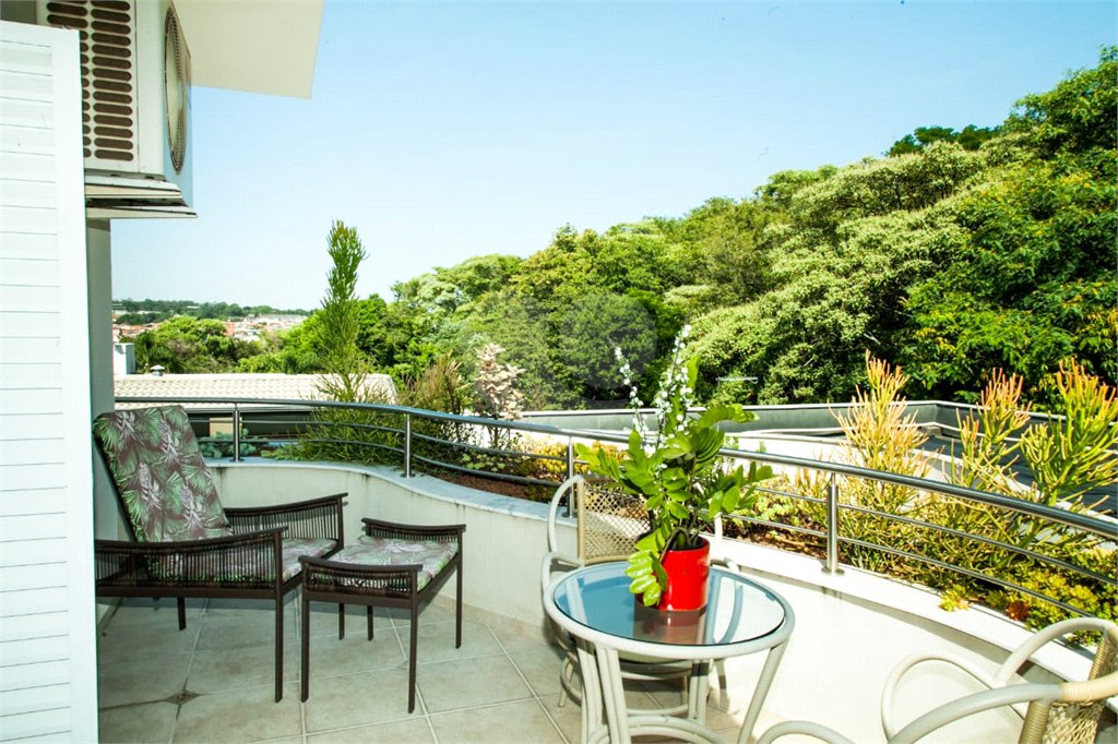 Casa à venda com 5 suítes no condomínio Terras de Vinhedo, Vinhedo - SP