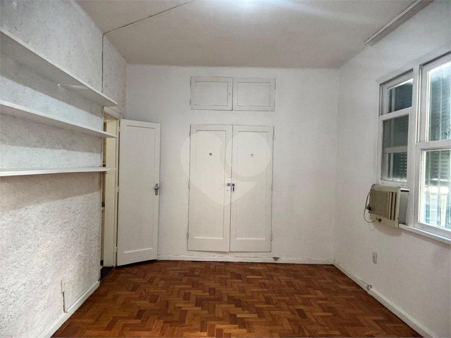 Apartamento à venda com 2 quartos, sendo 1 suíte, em Lagoa, Rio de Janeiro, RJ