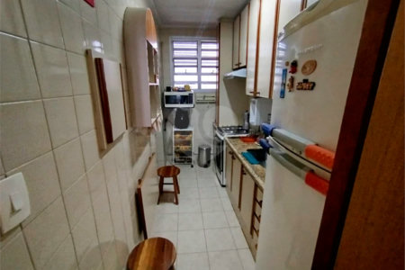 Apartamento em Higienópolis com 2 dormitórios