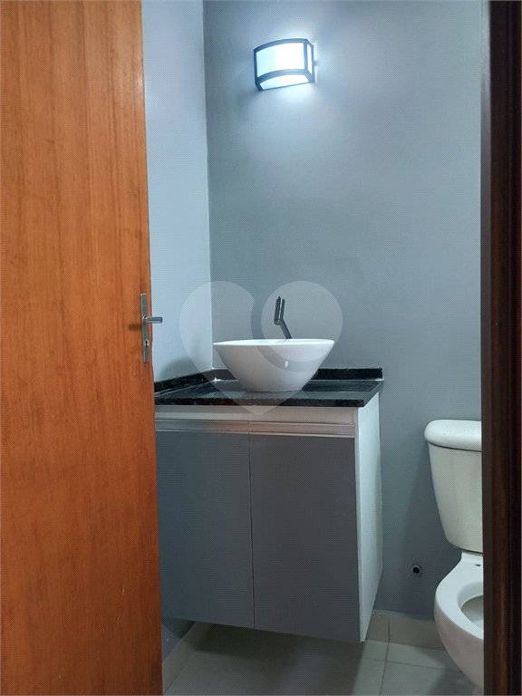 Belíssimo Sobrado com 3 Quartos e 135m² A/C à Venda no Jardim Alvinópolis - Atibaia