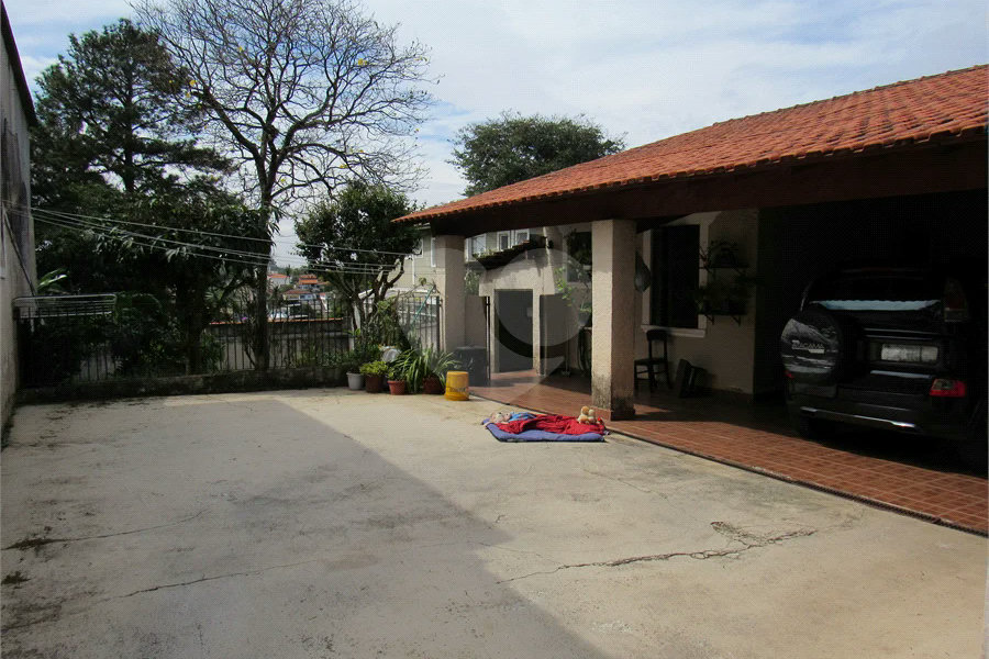 Casa à venda com 3 quartos, sendo 1 suíte,  no condomínio Casa, São Paulo - SP