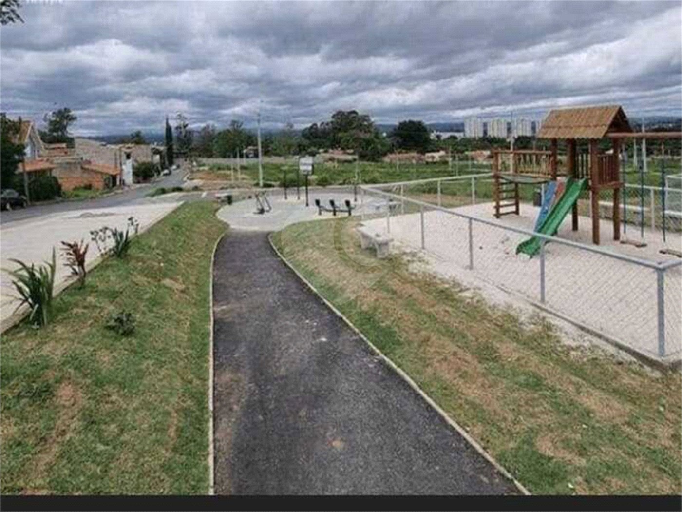 Terreno à venda no condomínio Clin 2, Indaiatuba - SP