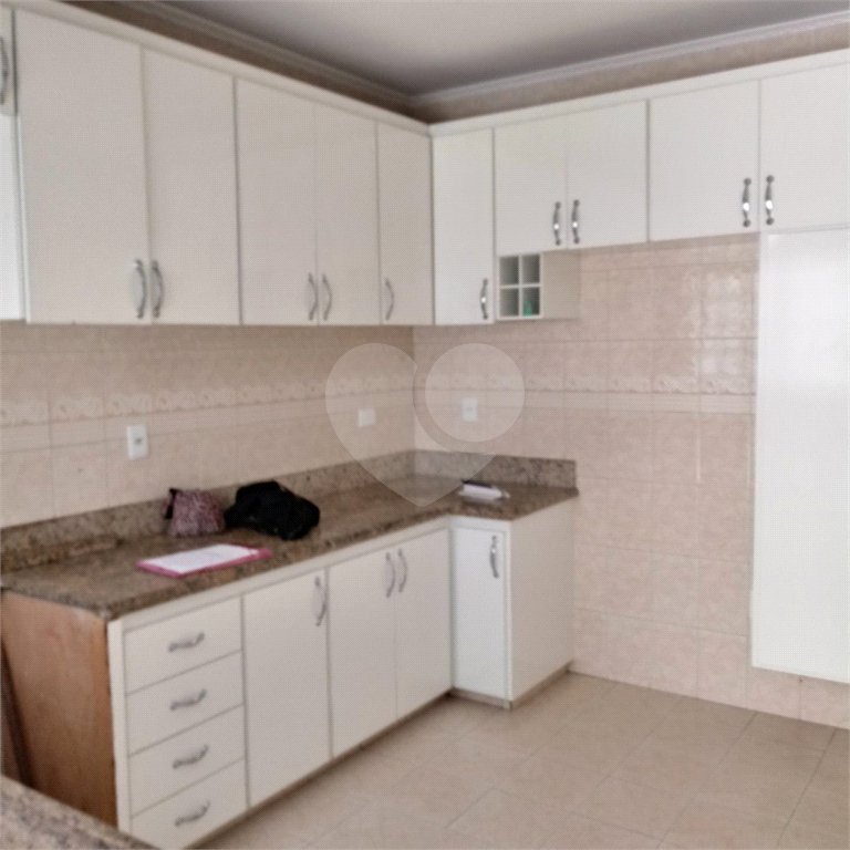 Sobrado à venda com 3 quartos, sendo 1 suíte, em Tremembé, São Paulo, SP