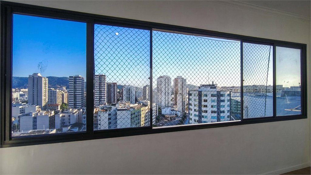 Apartamento à venda com 3 quartos, sendo 1 suíte, em Tijuca, Rio de Janeiro, RJ