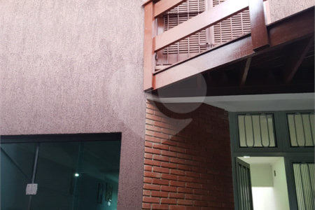 Sobrado à venda com 2 quartos, sendo 1 suíte, em Chácara Jafet, Mogi das Cruzes, SP