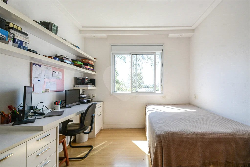 Apartamento à venda com 3 quartos, sendo 1 suíte, em Granja Julieta, São Paulo, SP