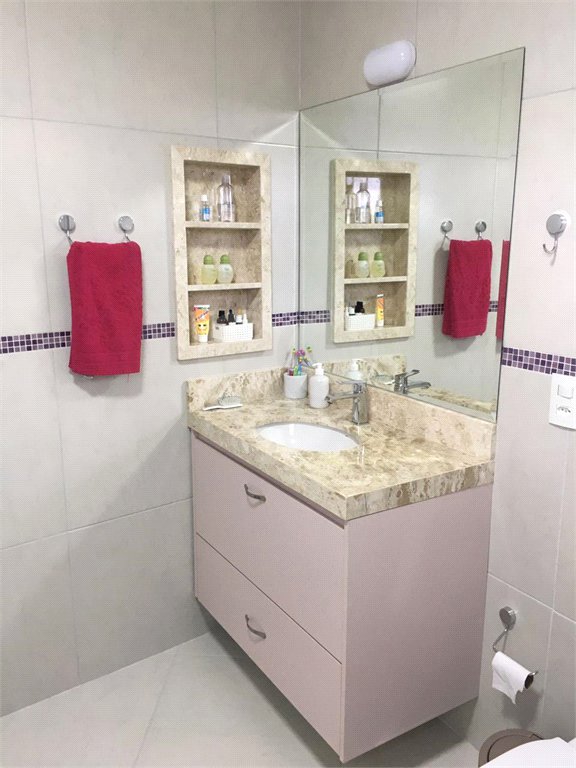 Sobrado à venda com 3 quartos, sendo 1 suíte, em Jaçanã, São Paulo, SP
