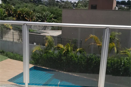 Casa à venda com 3 suítes em Moinho Velho, Cotia, SP