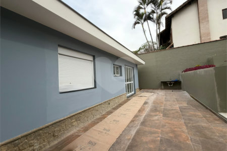 Casa à venda com 3 quartos, sendo 1 suíte, em Alto da Boa Vista, São Paulo, SP