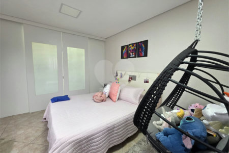 Sobrado à venda com 6 quartos, sendo 3 suítes, em Santa Teresinha, São Paulo, SP
