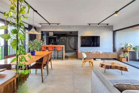 Apartamento à venda com 2 suítes em Vila Ipojuca, São Paulo, SP
