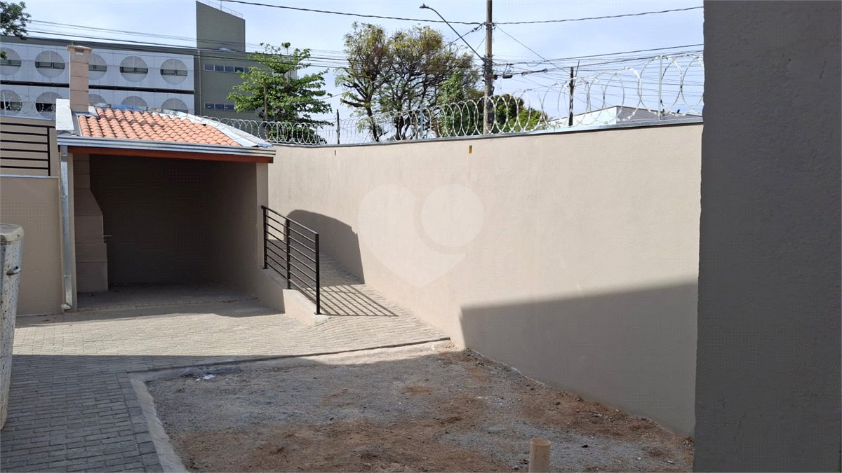 Sobrado à venda com 2 quartos em Vila Colorau, Sorocaba, SP