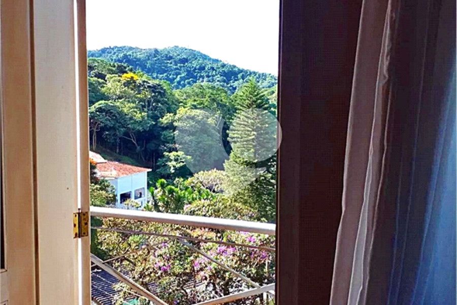 Sobrado à venda com 4 quartos, sendo 3 suítes, em Tremembé, São Paulo, SP