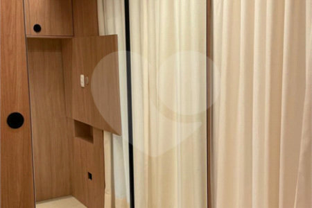 Apartamento à venda ou para alugar com 2 suítes em Pinheiros, São Paulo, SP