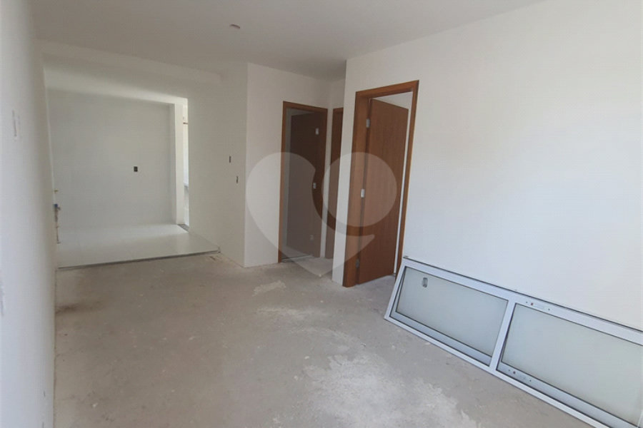 Casa à venda com 2 quartos, sendo 1 suíte,  em Tucuruvi, São Paulo, SP
