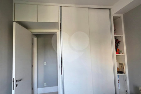 Apartamento à venda com 2 quartos, sendo 1 suíte,  em Vila Andrade, São Paulo, SP