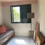 Apartamento à venda com 3 quartos, sendo 1 suíte,  em Cidade São Francisco, São Paulo, SP