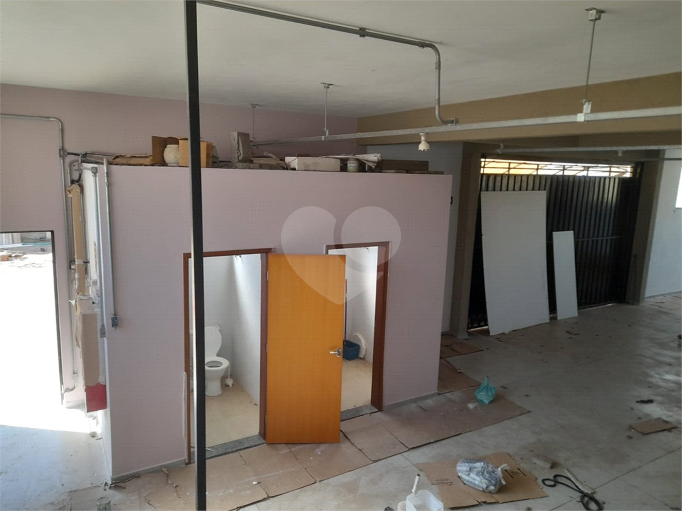 Galpão Industrial no Jardim Tangará - 1.714,91 m² de Área Útil