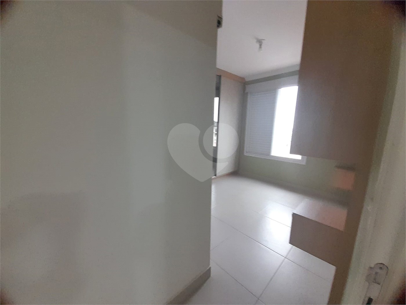 Apartamento Mobiliado para Venda e Locação no Edifício Annelise - São Carlos