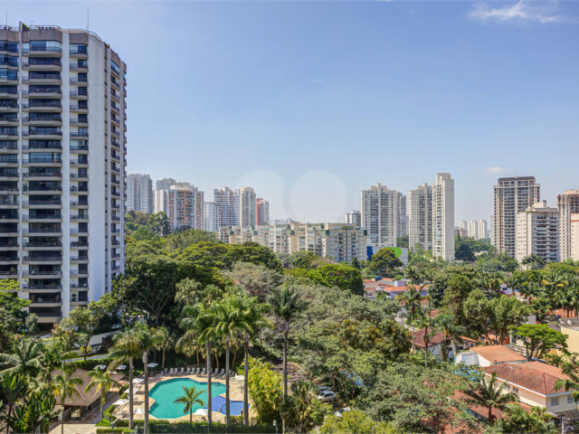 Apartamento à venda com 4 suítes em Alto da Boa Vista, São Paulo, SP